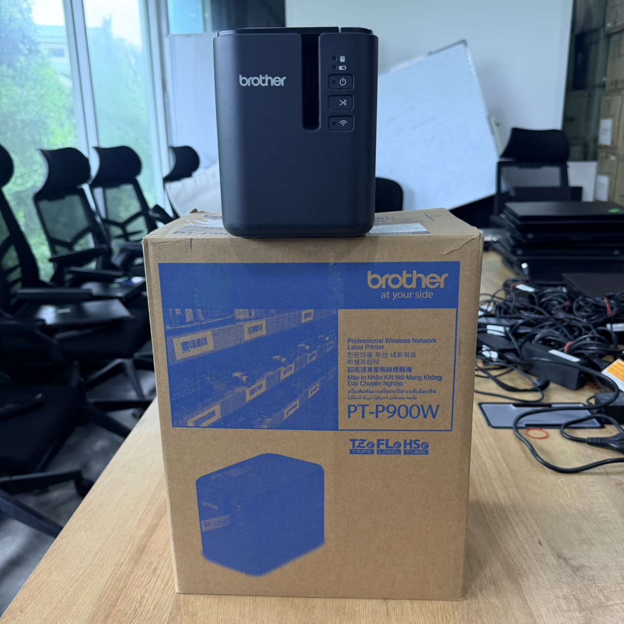 Brother P-touch PT-P900W Professional Wireless Network Label Printer