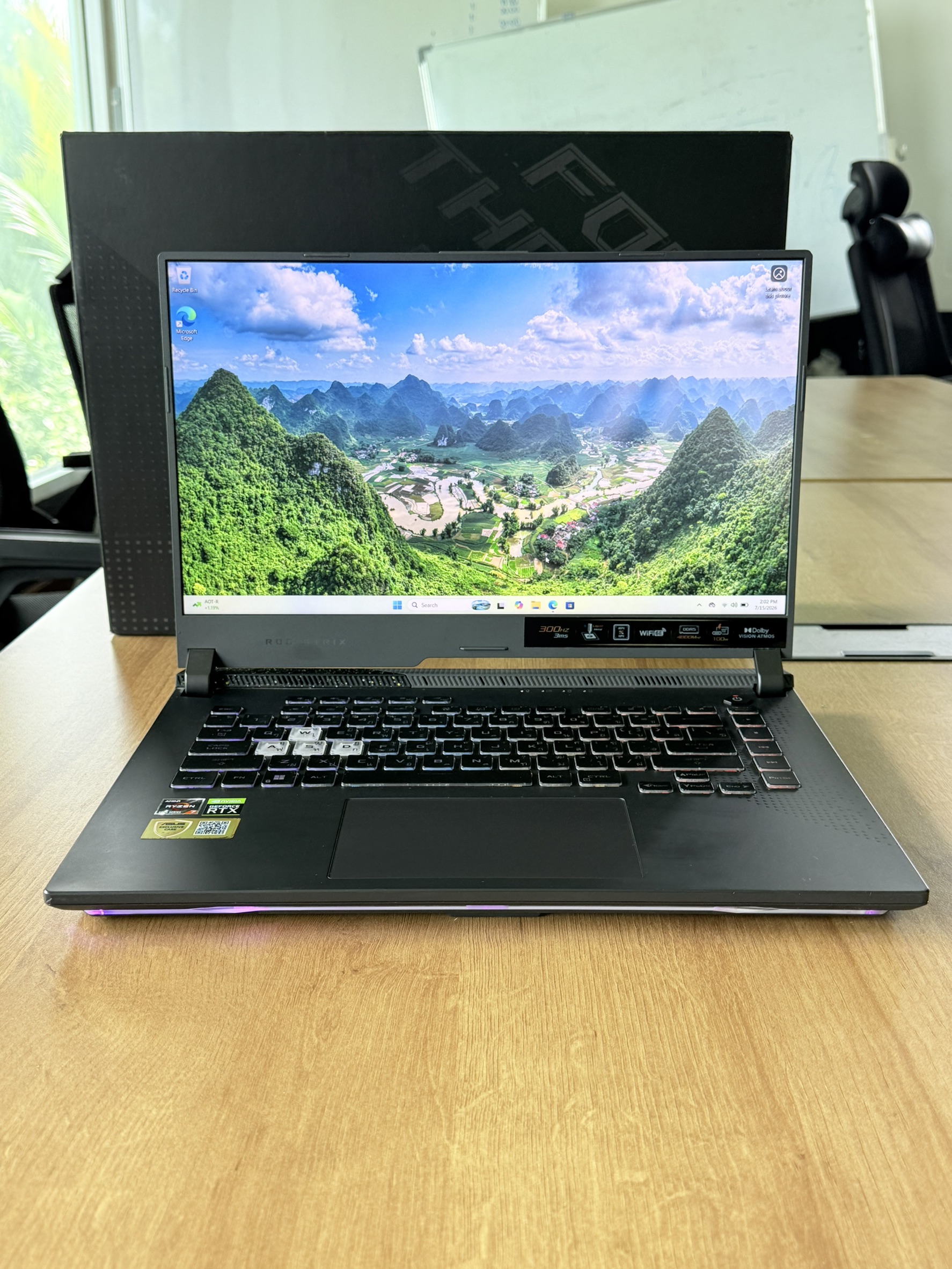 Asus ROG Strix G513RM (Ryzen 7 6800H/40GB/M.2 1TB/RTX3060 6GB)