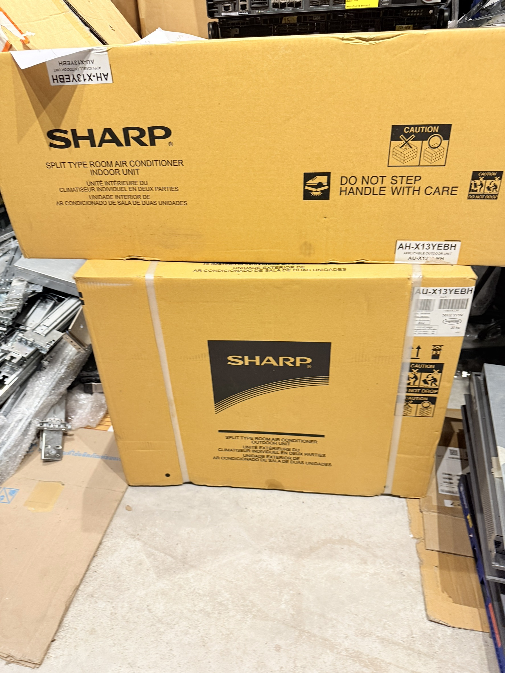 เครื่องปรับอากาศ SHARP รุ่น AH-X13YEBH/AU-X13YEBH 12300BTU