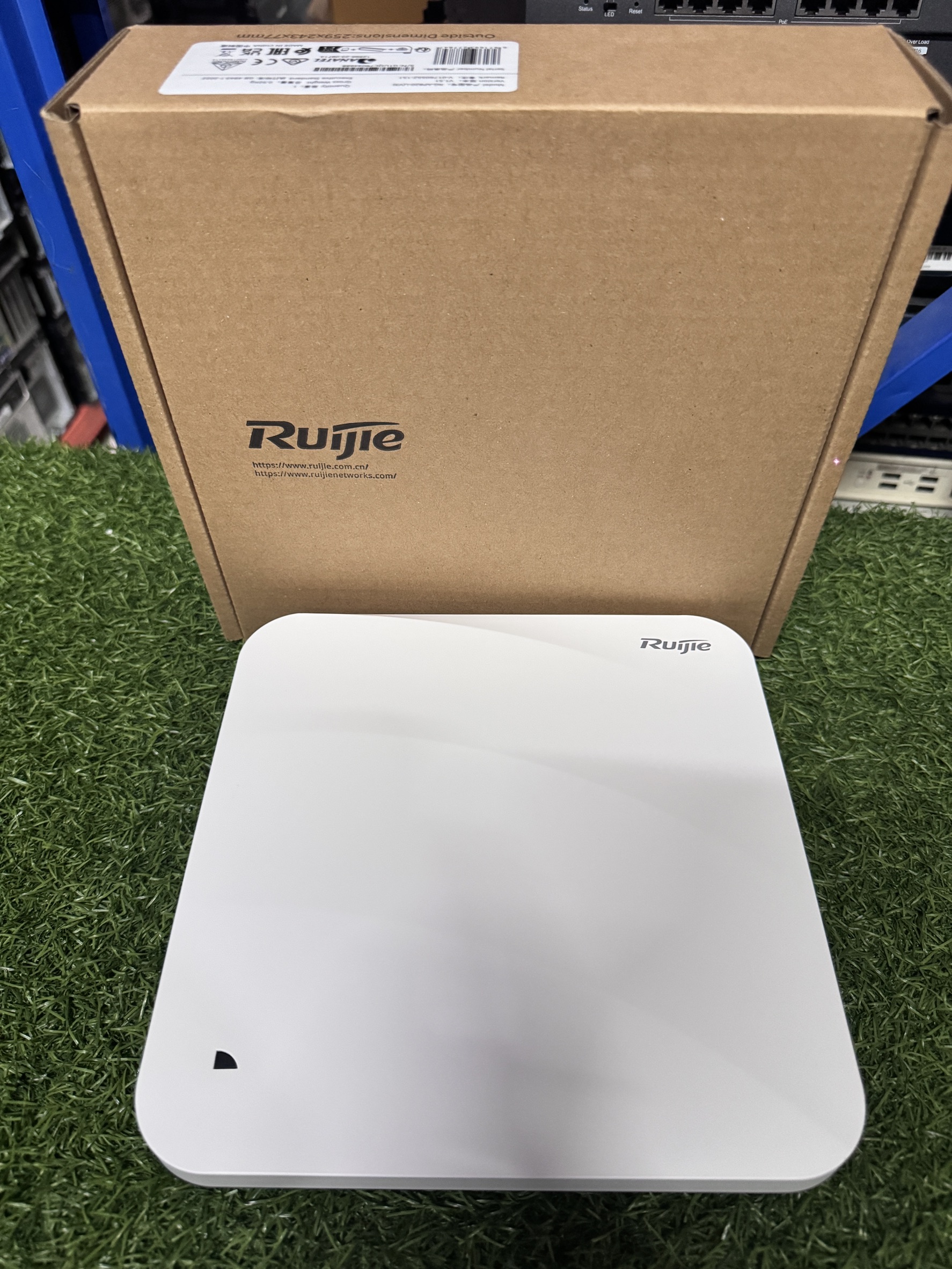 Ruijie Reyee RG-AP820-L(V3) Access Point
