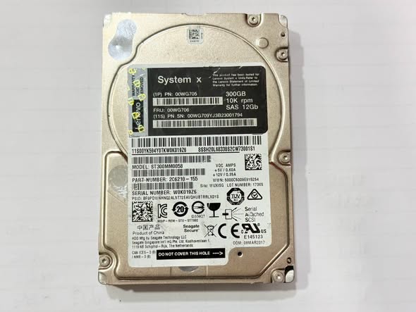 harddisk sas Server Lenovo 300GB SAS 2.5 12Gbps 10000RPM" For Server