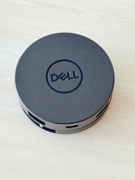 DELL EMC Adapter DA300 USB-C TO HDMI/VGA DELL-DA300