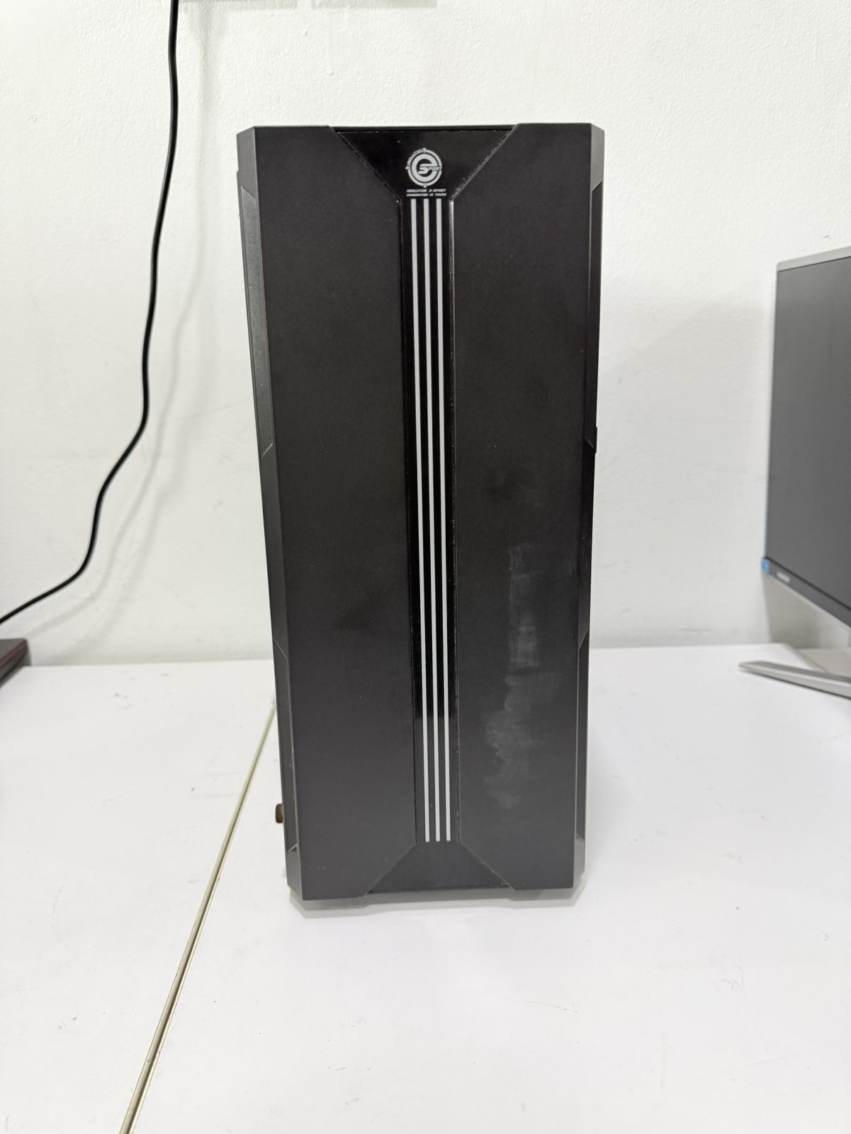 ขาย Neolution E Sport Arrow V2 (A8-6600K/2GB**2/SSD 128GB/HDD 250GB*2/Geforce 1GB)