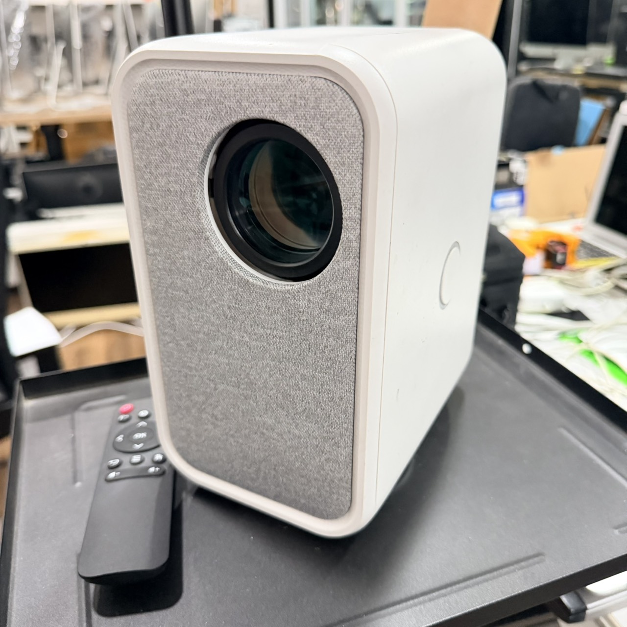 ขาย Smart Projector T5 + ขาตั้ง + Remote + กระดาน