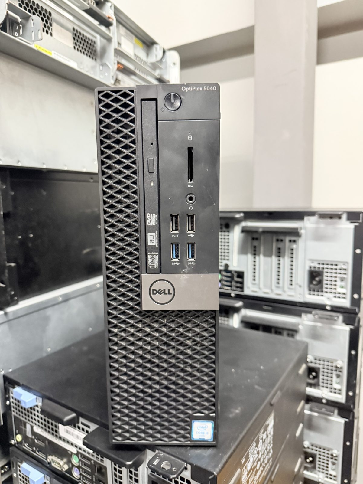 ขาย Dell OptiPlex 5040 SFF  Cpu i7-6700 Ram 8GB SSD 250GB