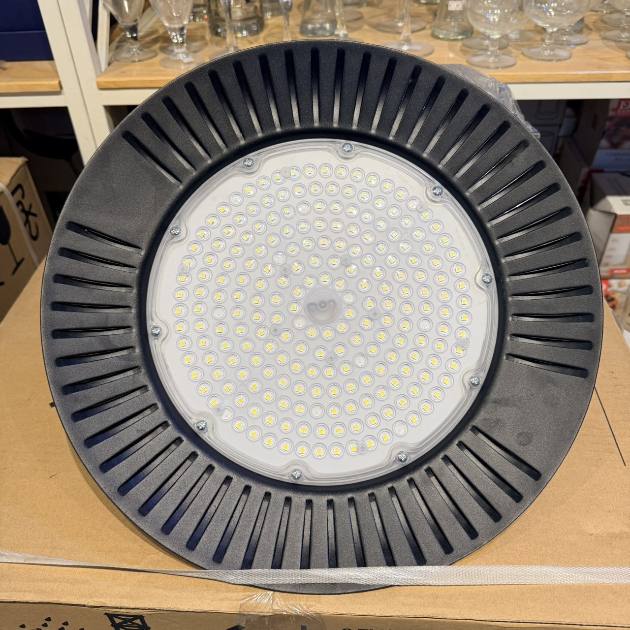 ขาย โคมไฟ LED LIGHTING IP44 175-265B/50 60Hz 6000K