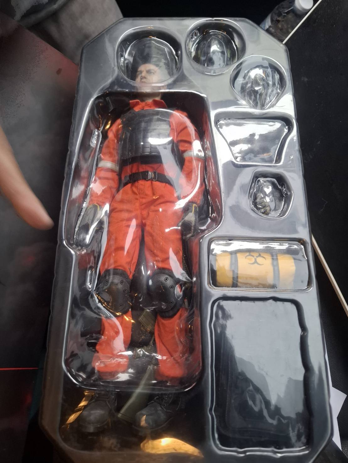 ขาย โมเดลฟิกเกอร์สเกล 1/6 แบรนด์ Virtual Toys (VTS Toys) รุ่น The Darkzone Agent - Renegade (รหัสสินค้า VM-018)