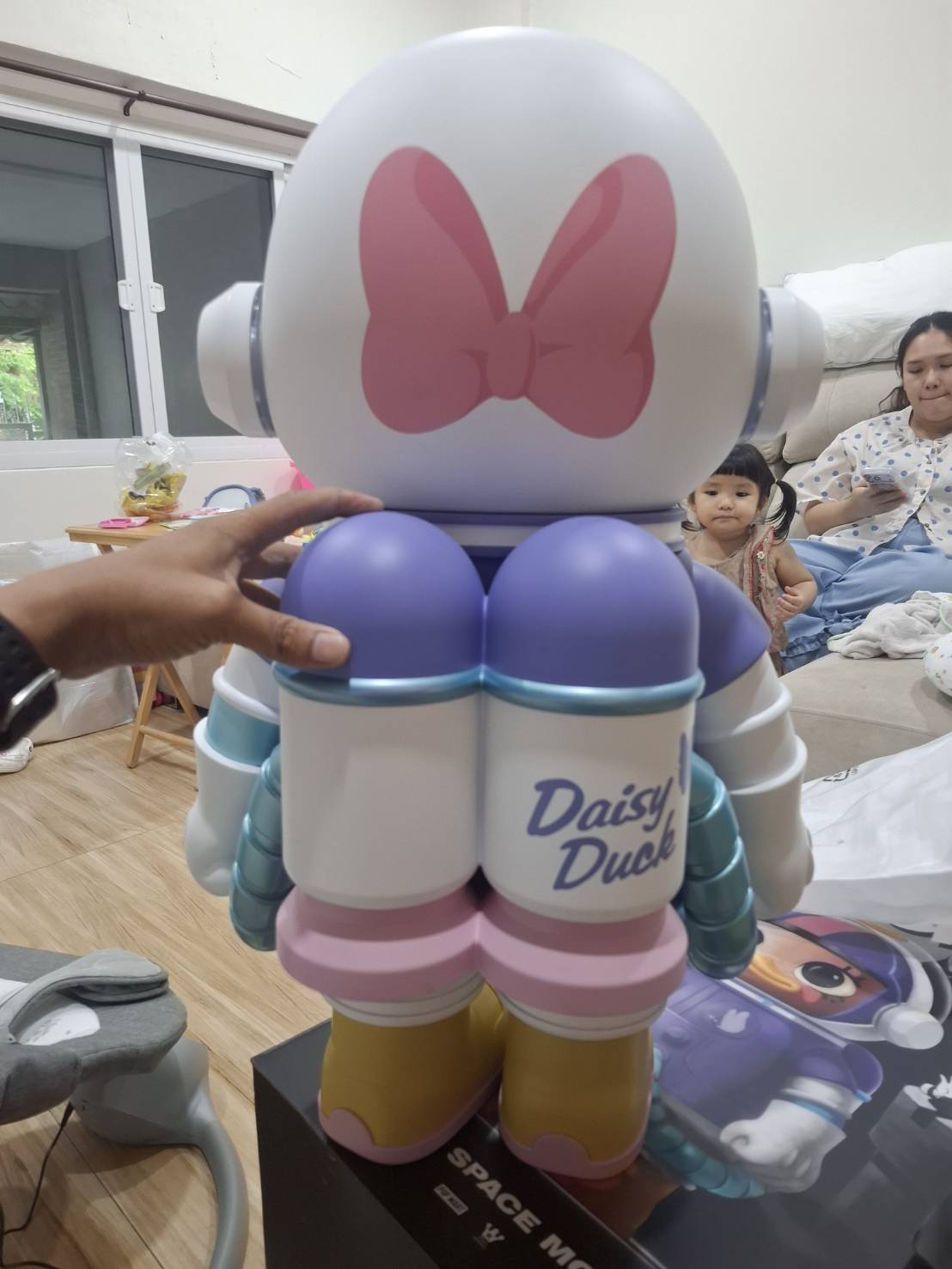 ขาย POP MART MEGA SPACE MOLLY 1000% - DAISY DUCK รูปที่ 5