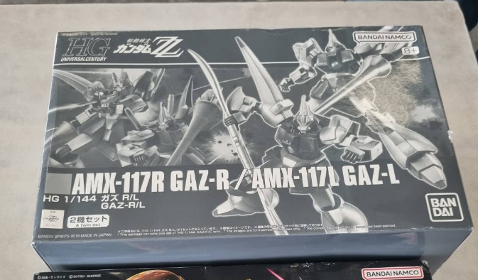 ขาย HGUC 1/144 AMX-117R Gaz-R / AMX-117L Gaz-L Set