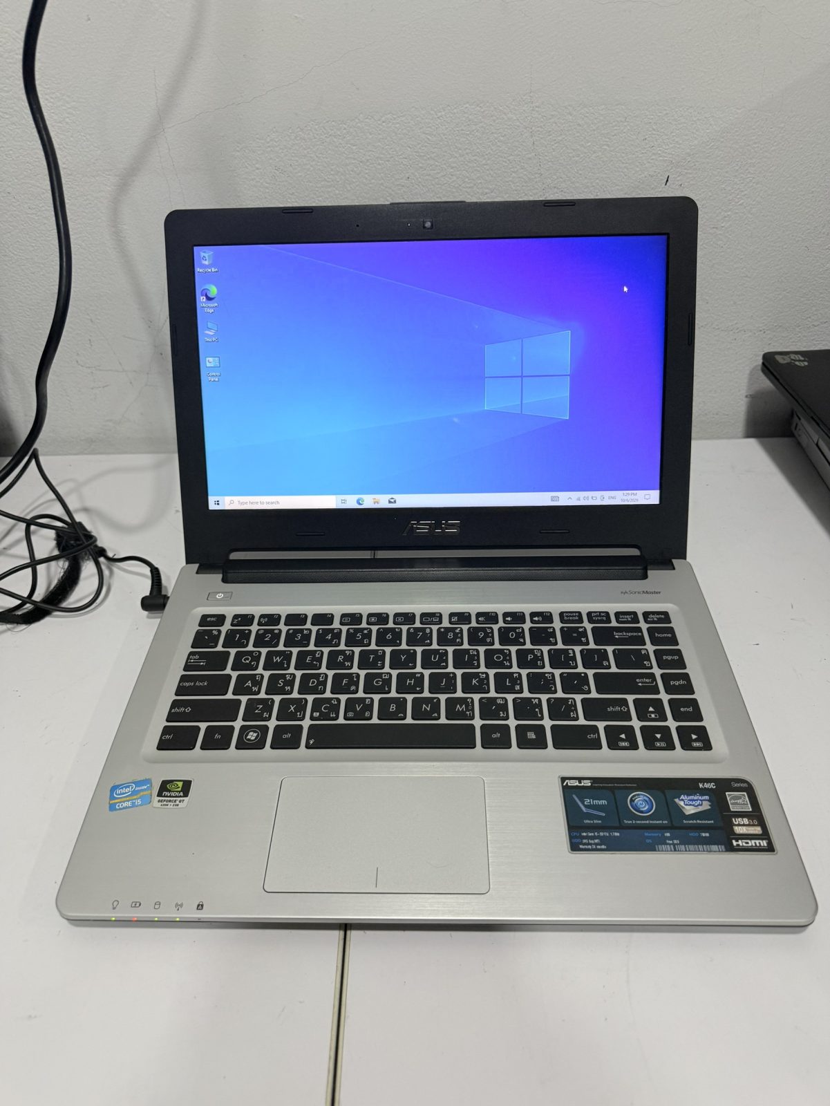 ขาย Asus K46C(i5-3317U/4GB/HDD 750GB/GT 635M 2GB)+Adapter+กระเป๋า จอไบร์ท รอยคีย์บอร์ด แบตไม่เก็บบไฟ