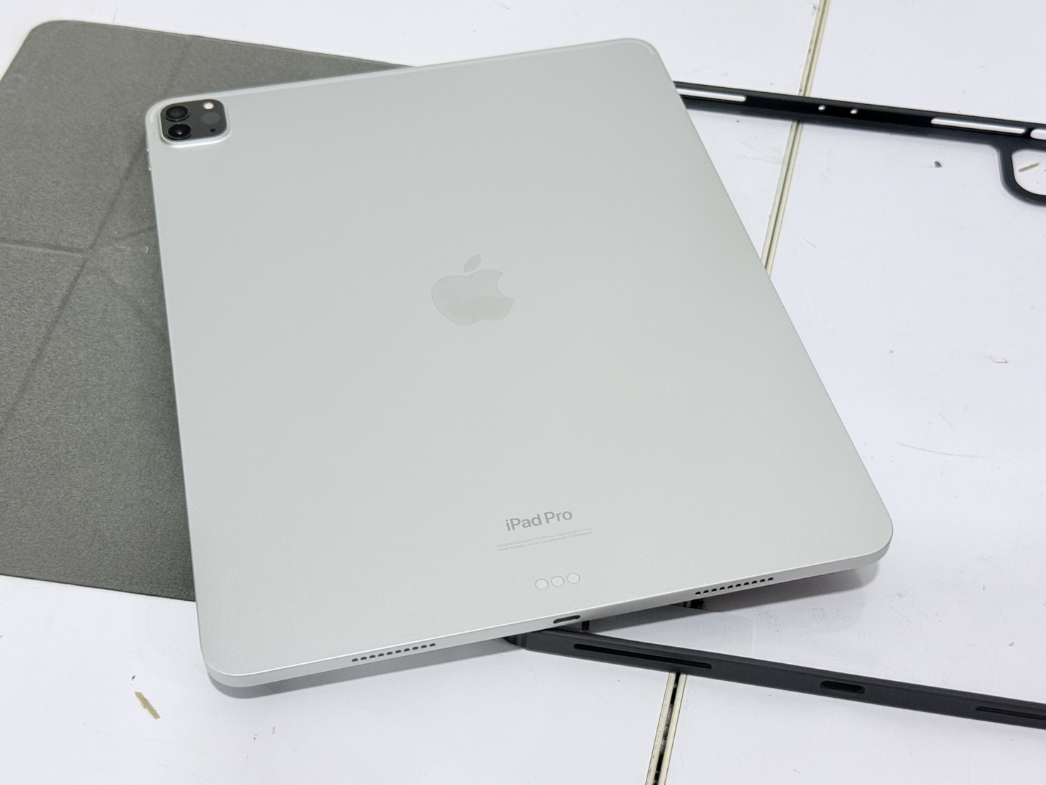 ขาย Apple iPad Pro 12.9" Gen6 512GB Wifi+Pen รูปที่ 5