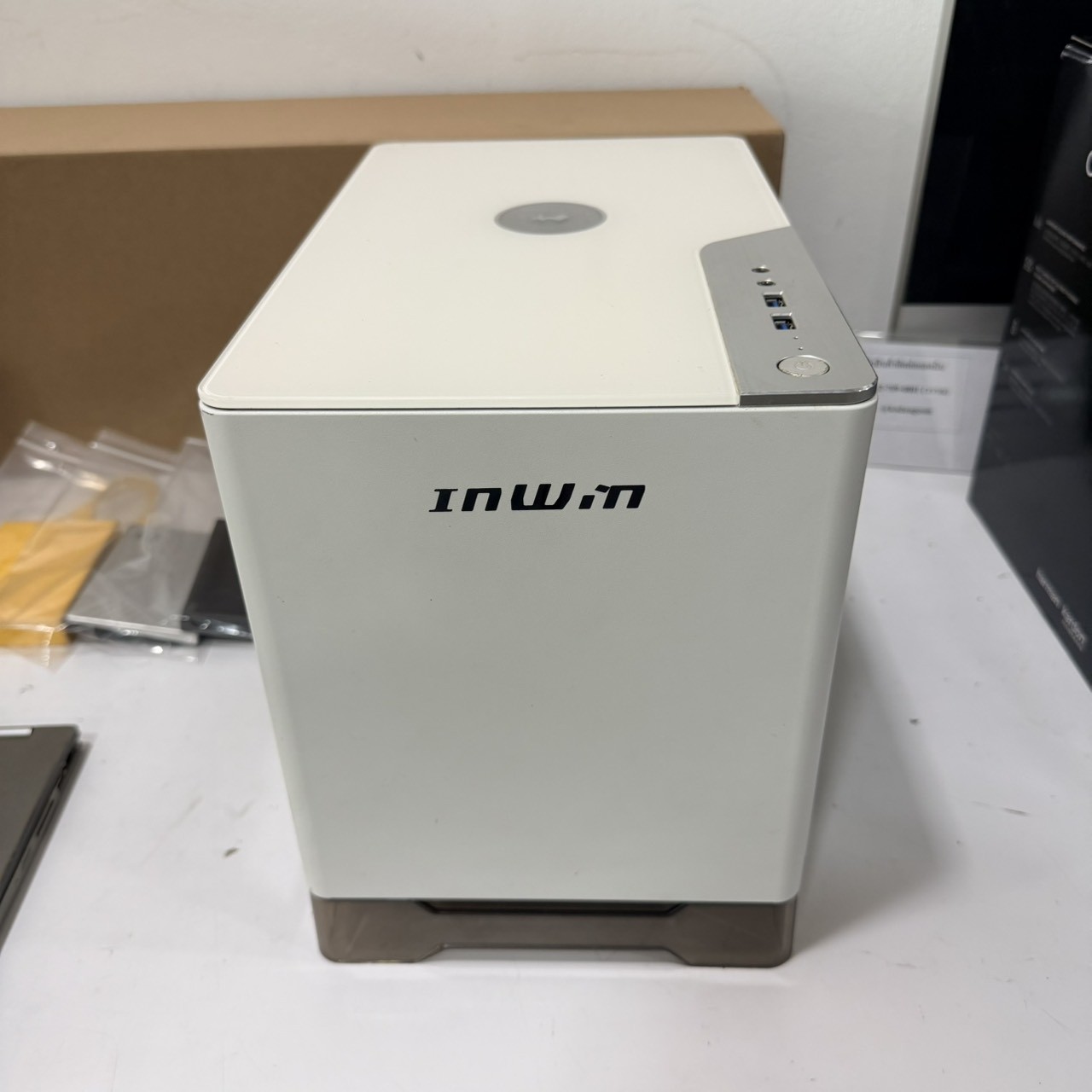 ขาย INWIN Mini ITX+Power 80 Plus Gold 650W