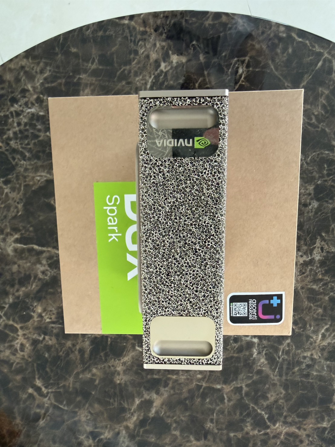 ขาย NVIDIA DGX Spark (128GB RAM / 4TB SSD) ประกันเหลือ ออกมาเมื่อ 17 กันยายน