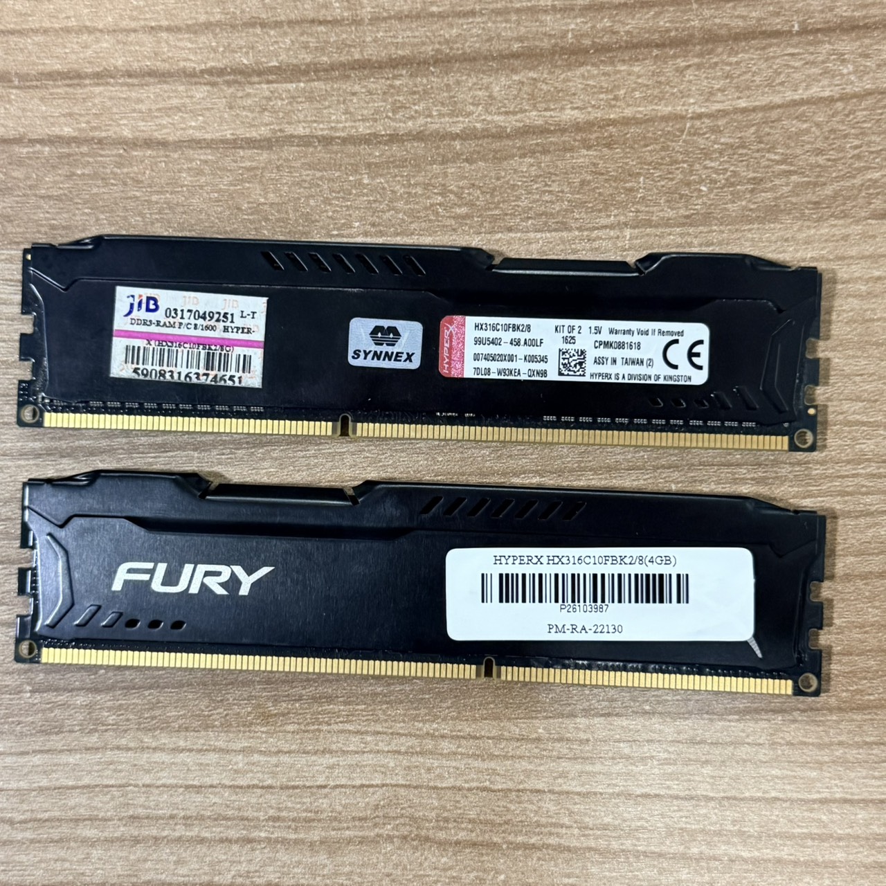ขาย HYPERX HX316C10FBK2/8(4GB)