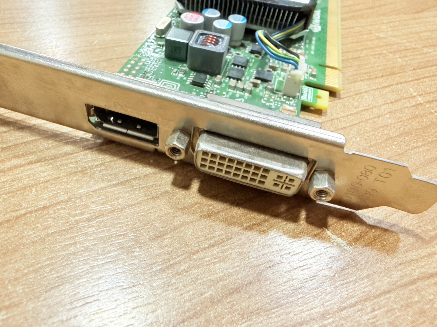 ขาย การ์ดจอ Nvidia Quadro K420 2GB DDR3 รูปที่ 2