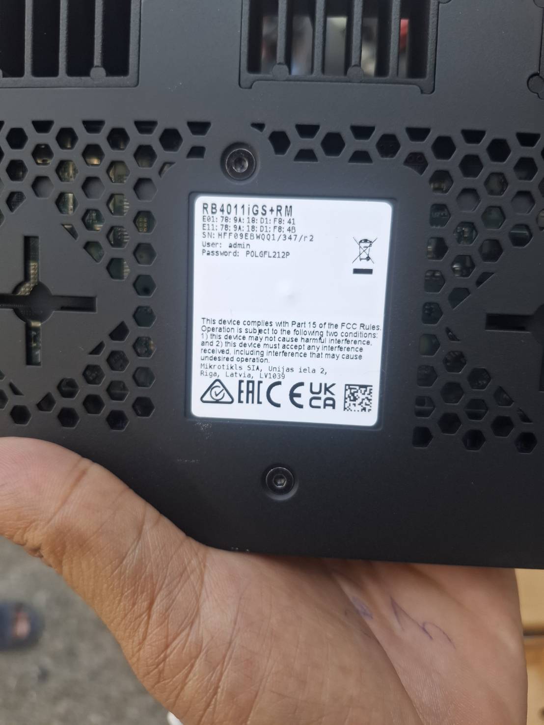 ขาย MikroTik RB4011iGS+RM รูปที่ 4