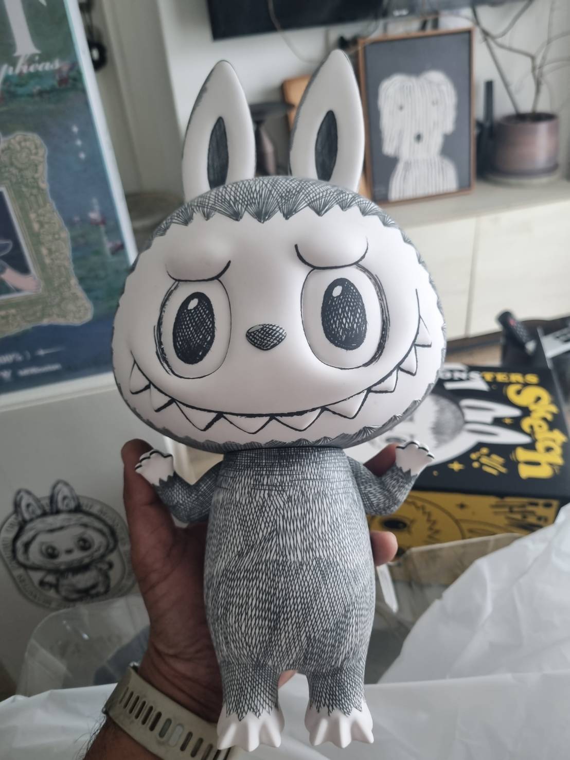 ขาย POP MART MEGA LABUBU 400% Sketch รูปที่ 2